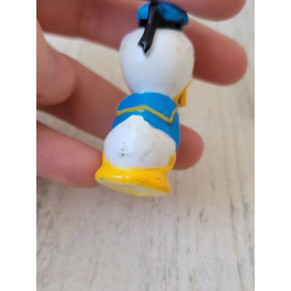 Vintage miniature Donald Duck blue outfit hand fold bow toy figure - Picture 4 of 6